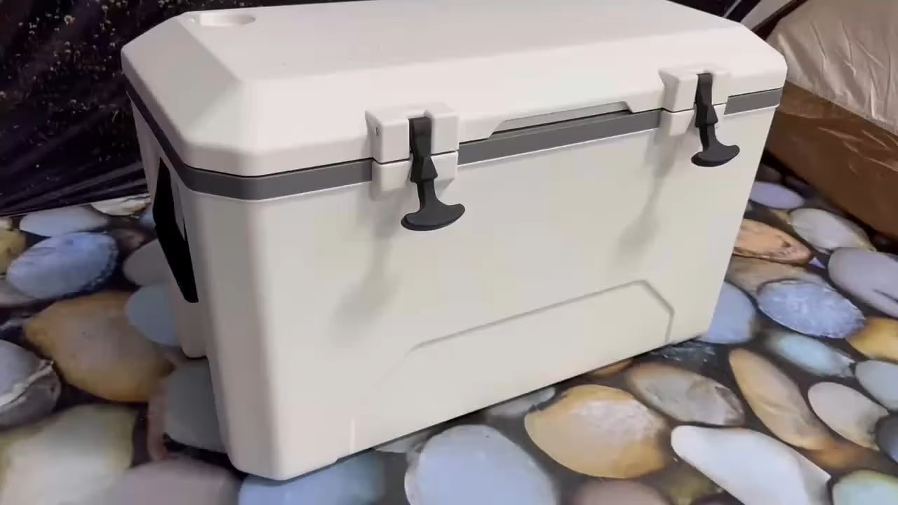 How Everich’s Wholesale Ice Coolers Hold Up in Extreme Field Testing